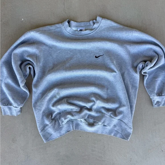 Vintage 90’s Nike Heather Gray Sweatshirt - Picture 1 of 4